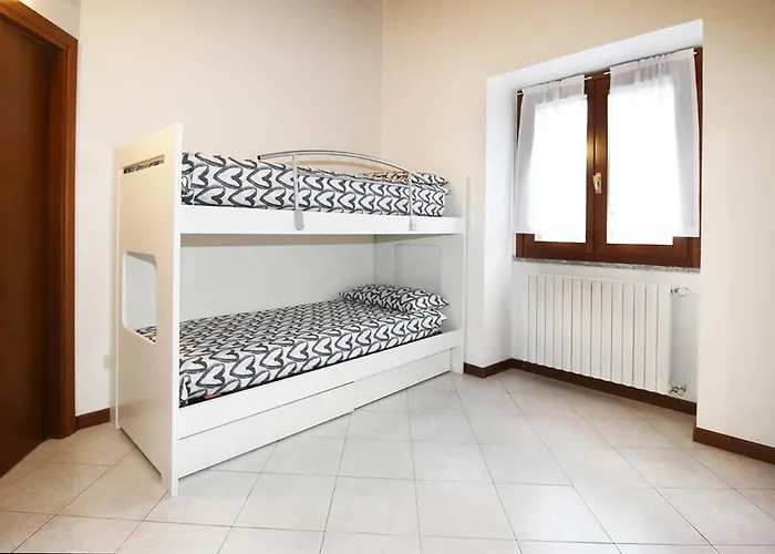 Non Agibile Definitivamente *